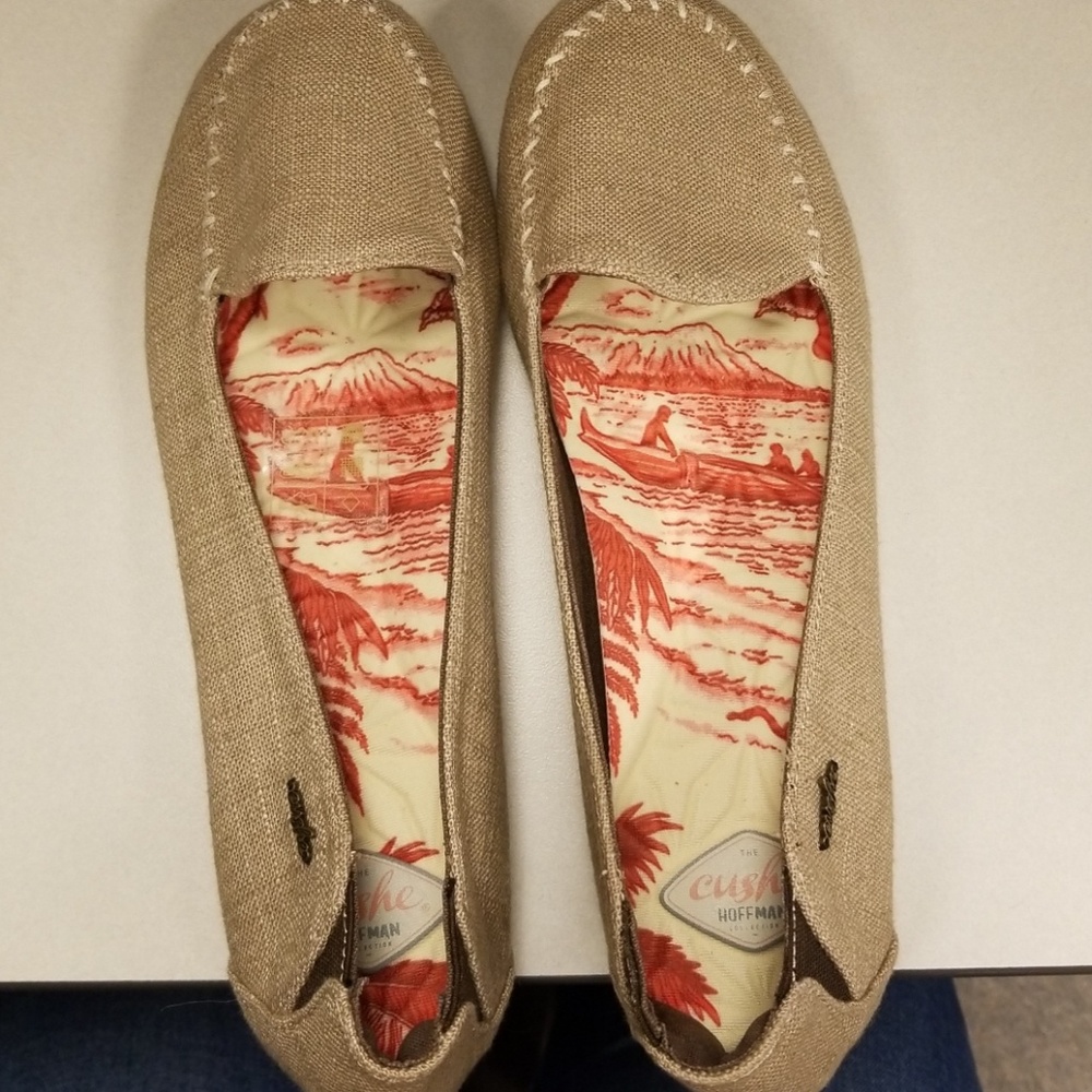 Cushe tan flats
